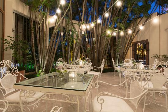 Paraqvaria Restaurant