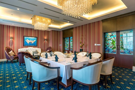 Le Cellier, Wine Bar & Restaurant