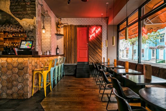 Public House Gastropub